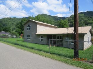 412 Hamblin Rd, Evarts, KY 40828