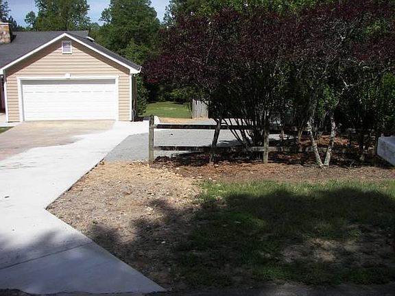 3rd image of 150 Audubon Ct