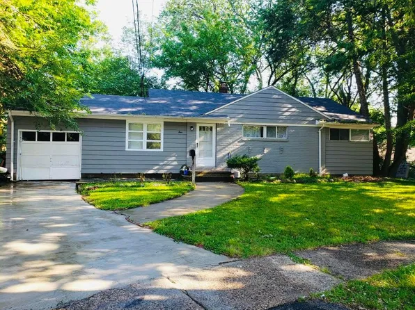 (undisclosed Address), River Edge, NJ 07661