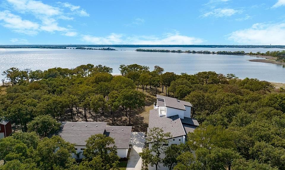 829 Carrie Ln, Lakewood Village, TX 75068 MLS 20198987 Zillow