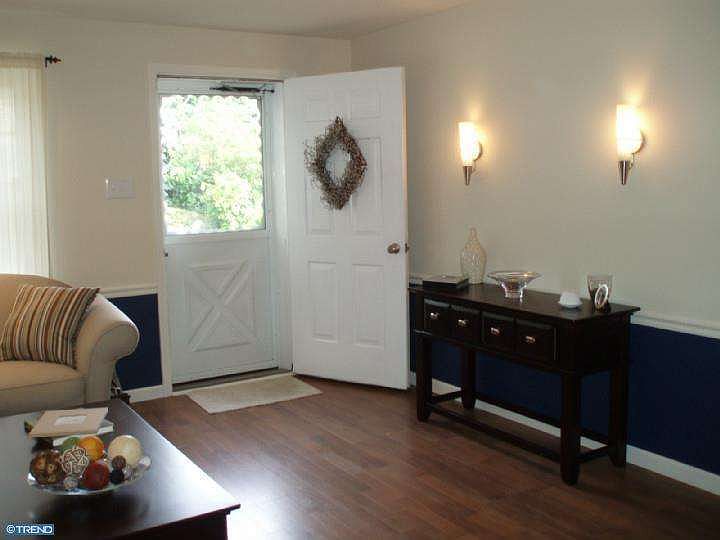 1st image of 520 Woodland Ave