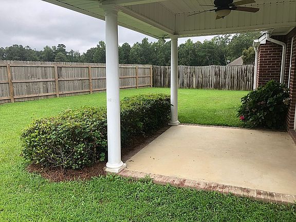 Great back yard with fencing