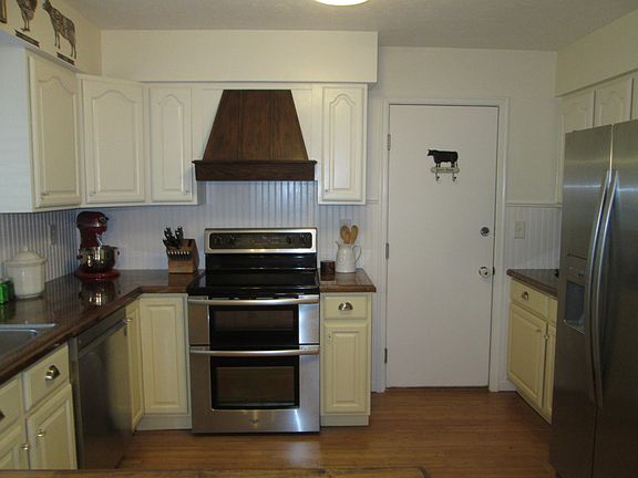4th image of 6892 Vantage Ct