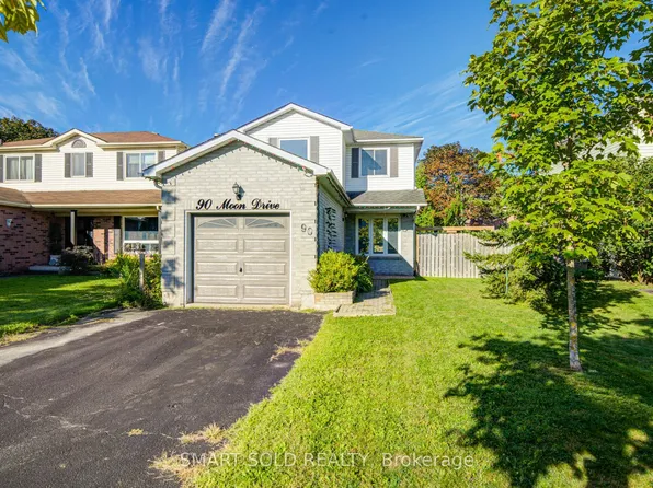 90 Moon Dr, Barrie, ON L4N 7G9