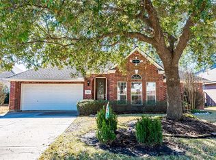 11855 Gatesden Dr, Tomball, TX 77377