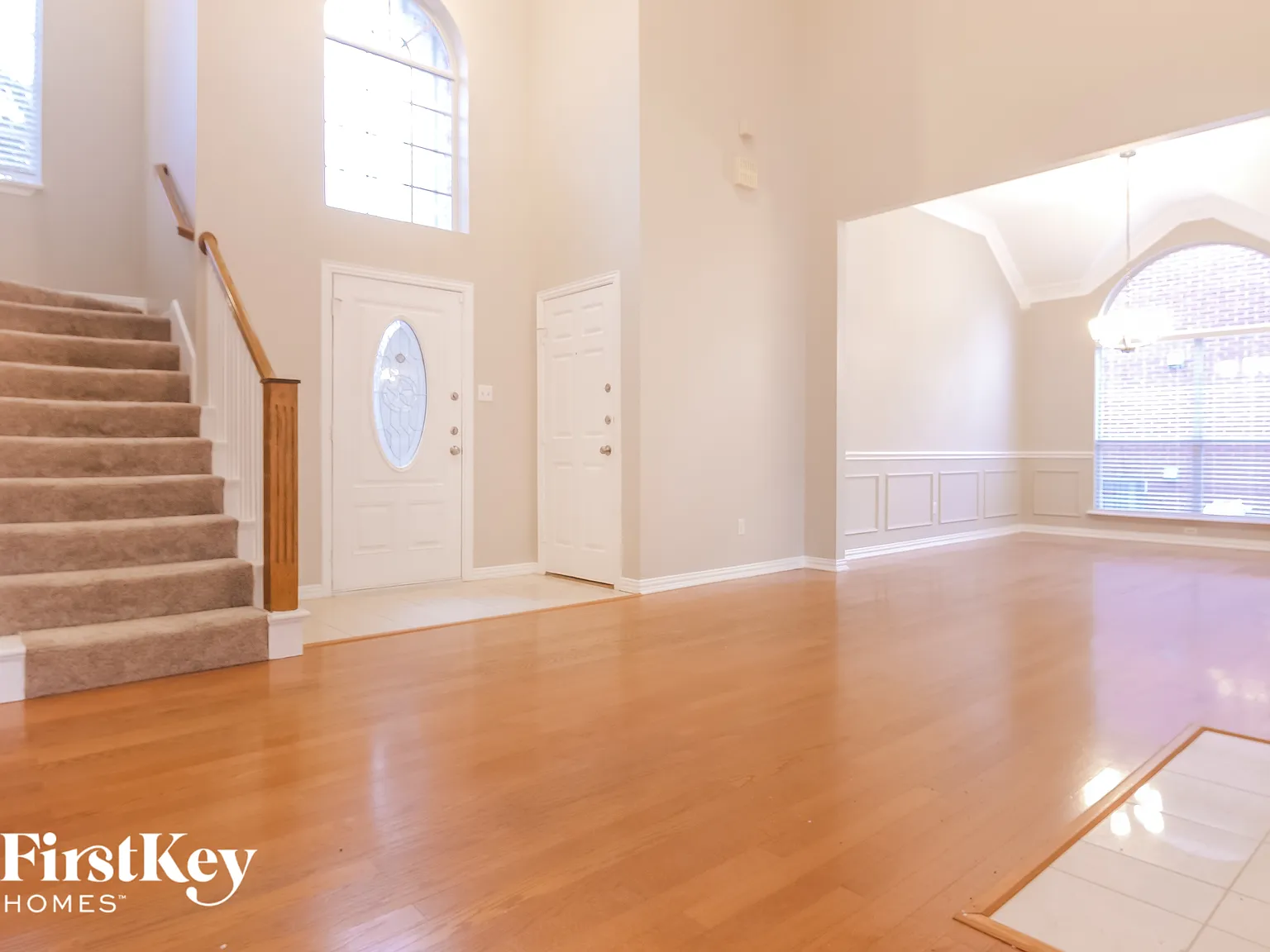 4 bed, 2.5 bath, 2615 sqft, $3,195 — Photo 3