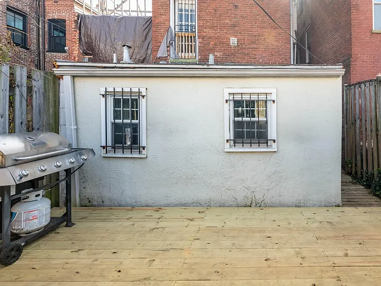 1425 W St NW #TOP — Photo 18