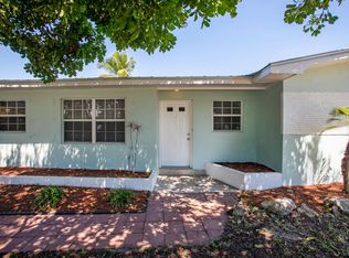 9311 SE Duncan St, Hobe Sound, FL 33455