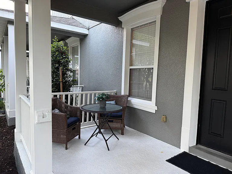 3936 Cleary Way — Photo 2