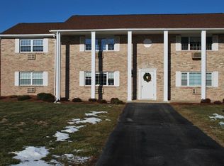 30A Washington Park Dr APT 1, Andover, MA 01810
