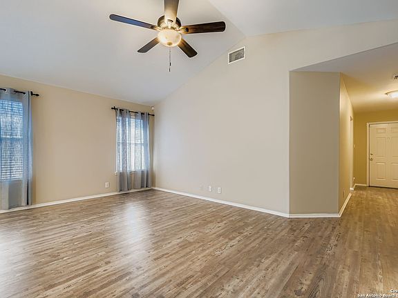 3rd image of 4128 Wensledale