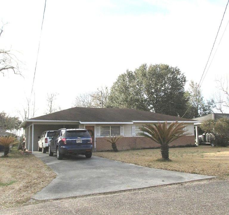 1st image of 551 N 11th St