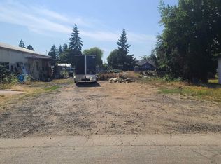 695 Schemmel Ln, Silverton, OR 97381