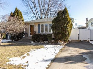 16801 92nd Ave, Orland Hills, IL 60487