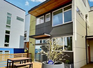 918 14th Ave E, Seattle, WA 98112