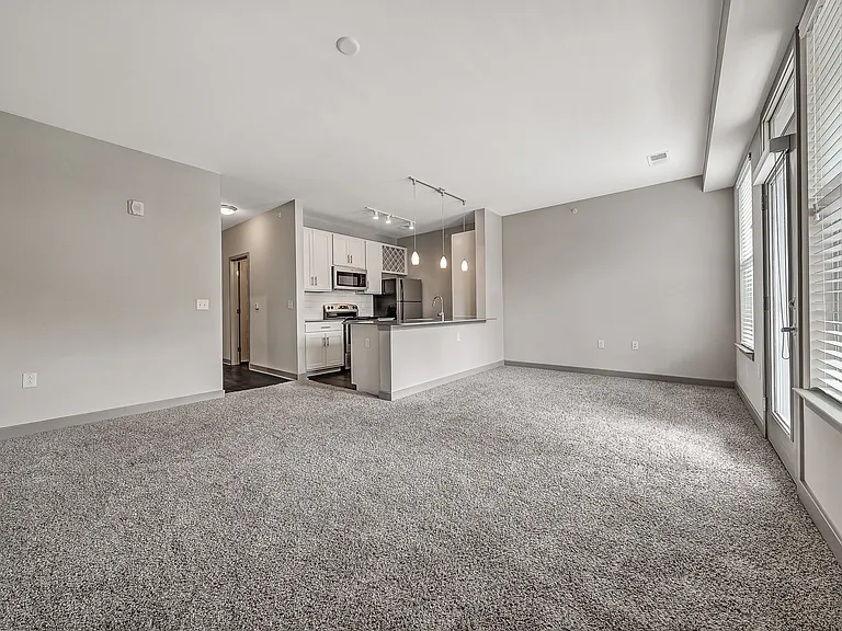 Avellan Springs Apartments — Photo 14