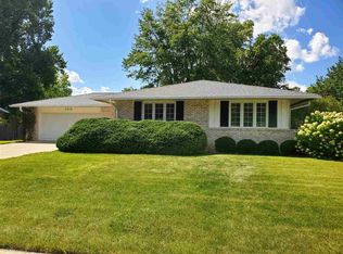 1719 Valle Vista Blvd, Pekin, IL