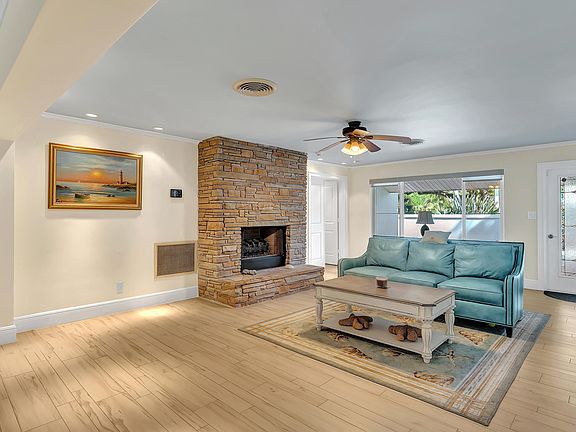 4th image of 500 Gardenia Lane