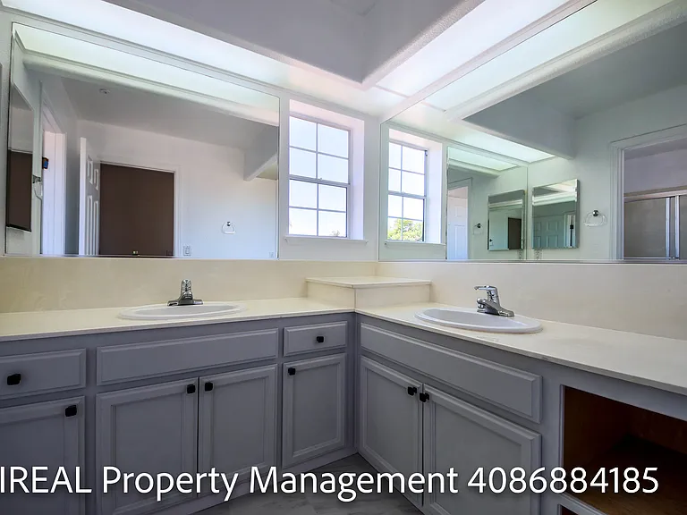 4202 Cambridge Way — Photo 21