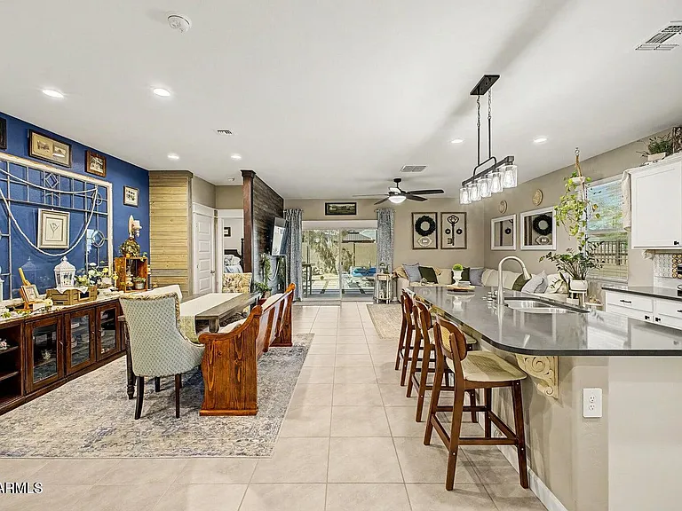 24054 W Verlea Dr — Photo 8