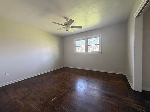5th image of 2271 Hamstrom Rd