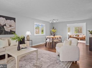 6589 Robin Song, Columbia, MD 21045
