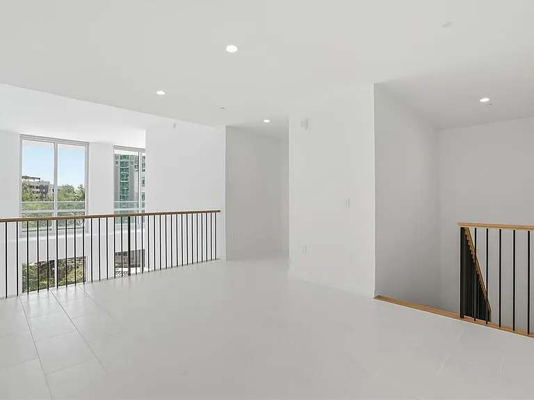 400 Central Ave #301 — Photo 21
