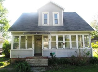 400 Avenue B, Rock Falls, IL 61071
