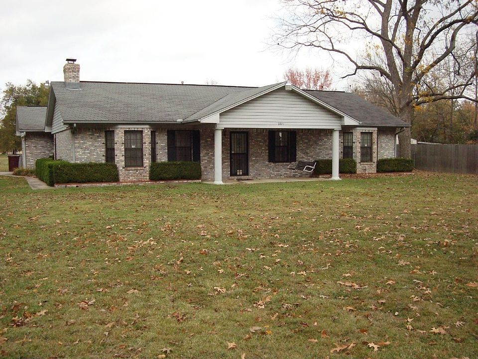 1st image of 2719 W 36th Ave