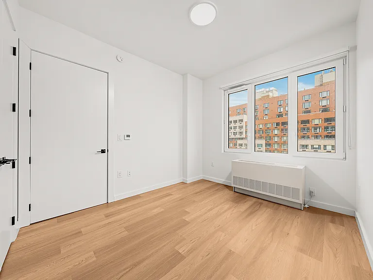 261 Grand Concourse #1715 — Photo 7