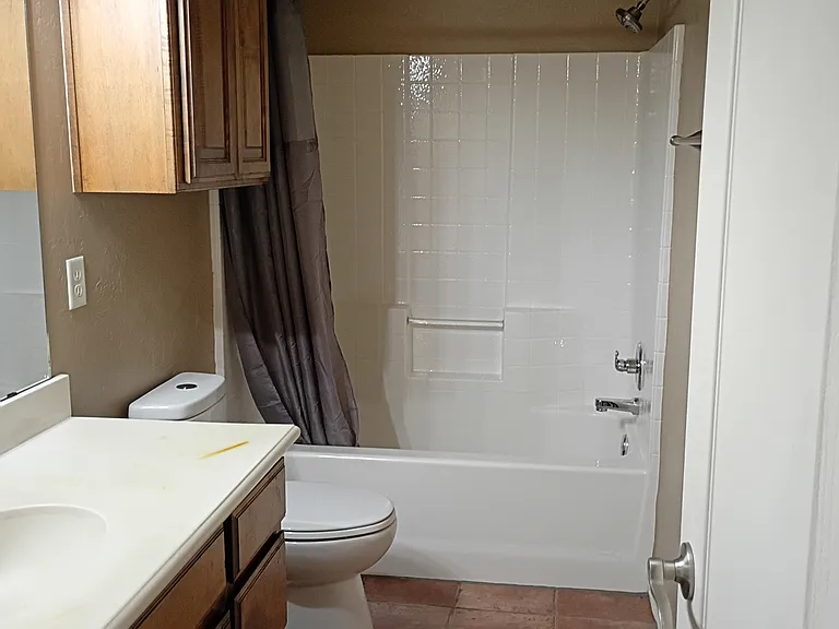 1017 SW 129th St — Photo 33