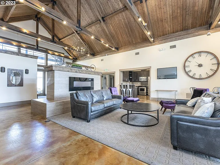 14210 SW Compass Dr — Photo 30