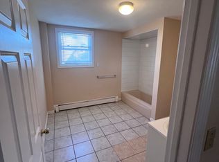 134 Fountain St #1, Fall River, MA 02721