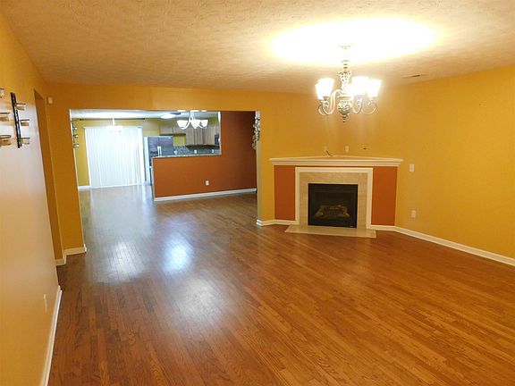 4th image of 120 Sophie Dr