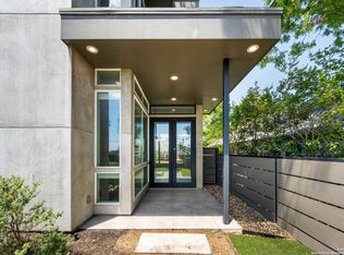 2004 E 8th St, Austin, TX 78702