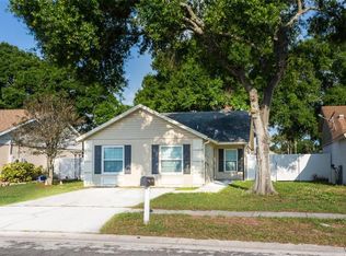 13305 Laraway Dr, Riverview, FL 33579