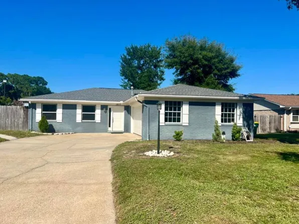 1817 Rattan Palm Dr, Niceville, FL 32578