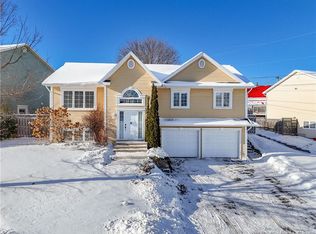 43 Helena Ct, Fredericton, NB E3B0E2