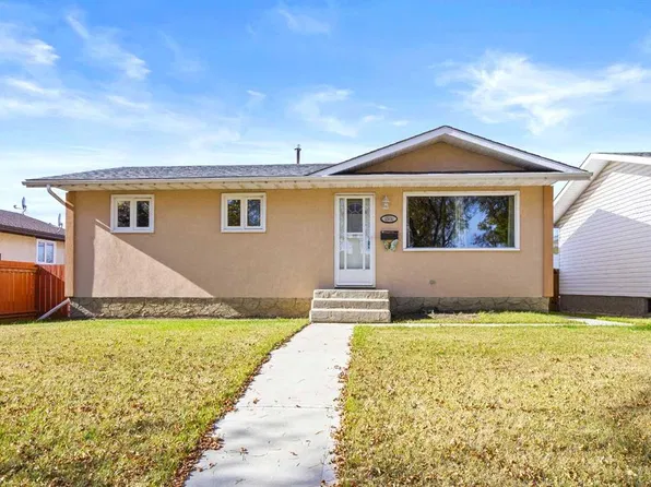 4504 E 67th St, Camrose, AB T4V 2P9