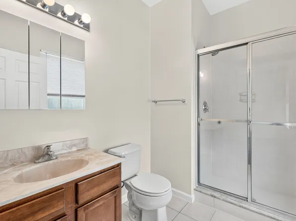 62-64 W Main St #204, Somerville, NJ 08876