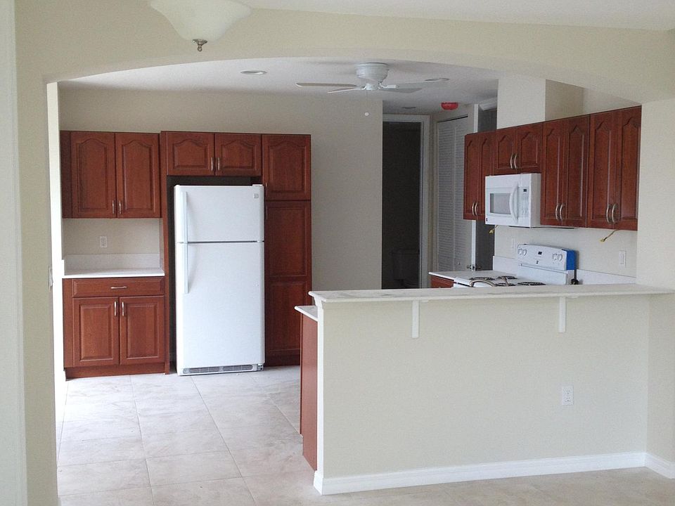 1st image of 2736 N 24th Ave