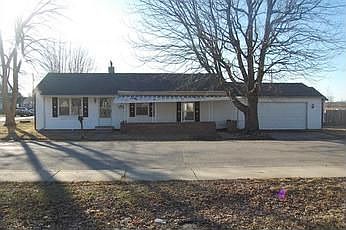 1st image of 900 Walsh Ave