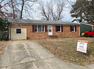 224 Colony Rd, Newport News, VA 23602