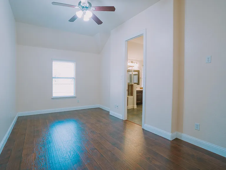 3240 Paseo — Photo 39