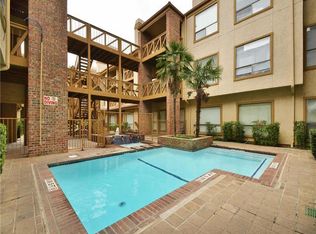 806 W 24th St APT 105, Austin, TX 78705