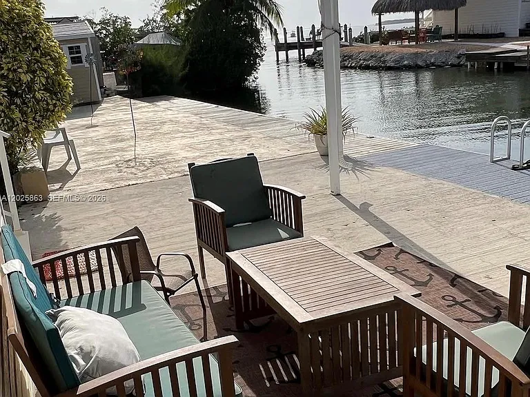 28 Eagle Dr #28 — Photo 1