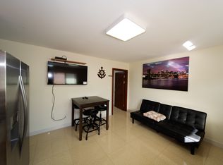 617 7th - 103, Honolulu, HI 96816
