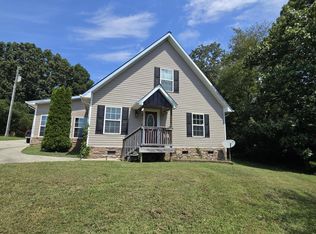 2049 Highway 322 E, Sweetwater, TN 37874