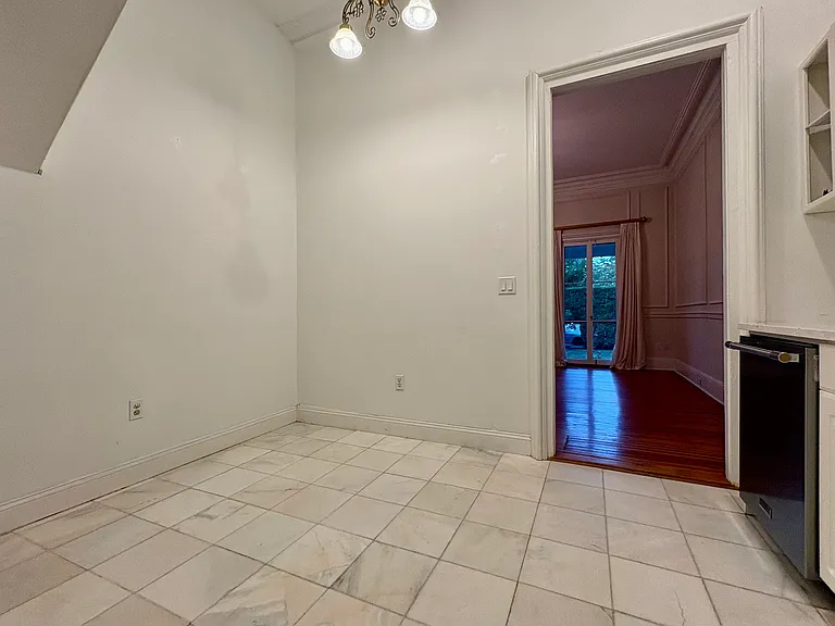 20 Greenough Pl #1 — Photo 15