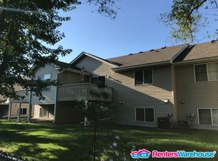 658 85th Ave NW, Coon Rapids, MN 55433